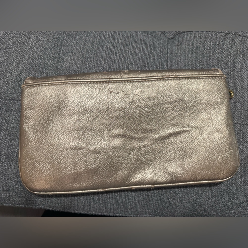 Tory Burch clutch - Picture 2 of 8
